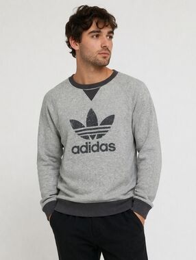 adidas Originals Men's Trefoil Crewn
Neck Sweatshirt Medium Heather Grey